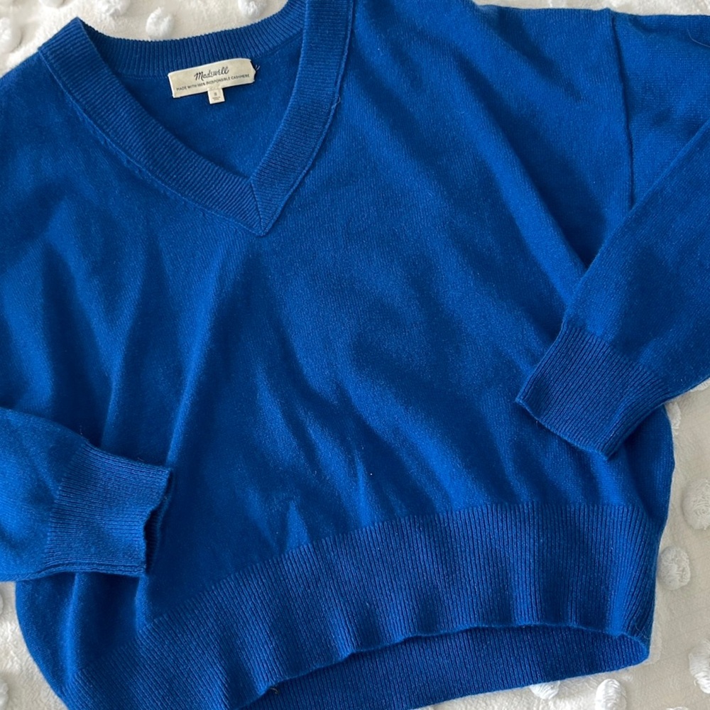Beautiful Blue Madewell Responsible Casmere V-Neck Sweater